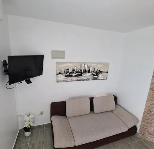 Tara I Ela Appartement *