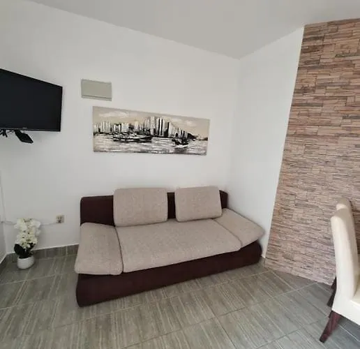 Appartement Tara I Ela Murter