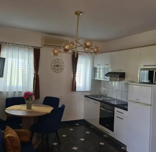 Appartement Tara I Ela