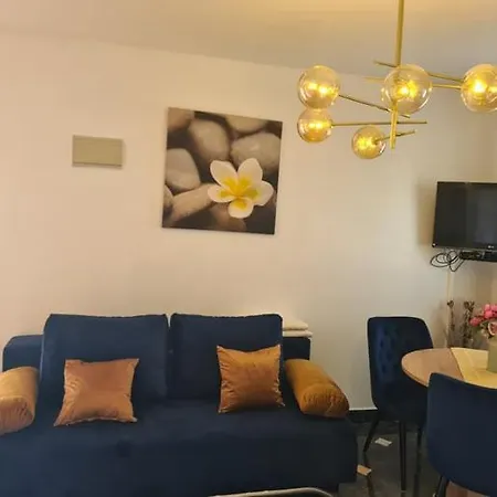 Tara I Ela Apartment