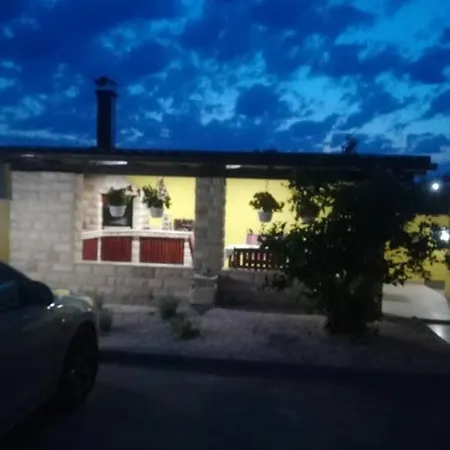 Apartment Tara I Ela